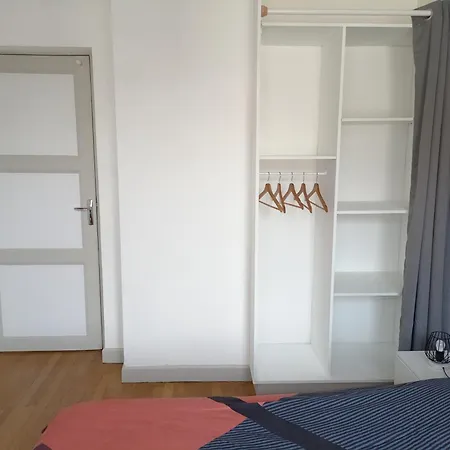 Appartement Paisible - Coeur De Ville Le Creusot Exterior foto